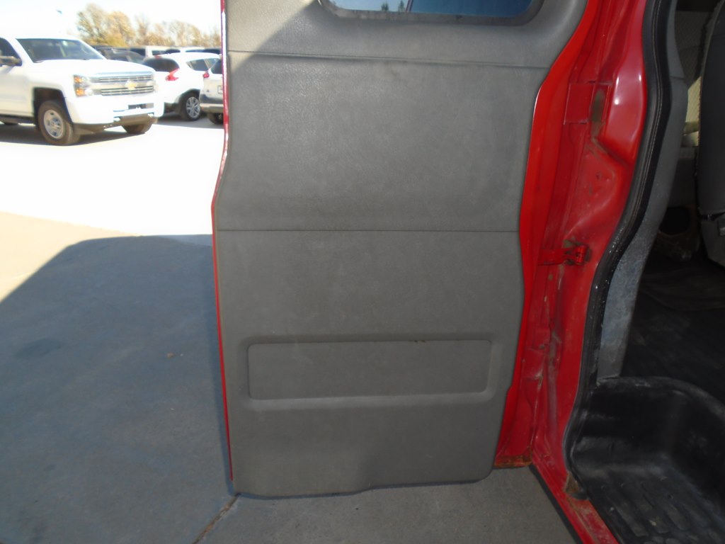 Photo 33 of this GMC SAVANA