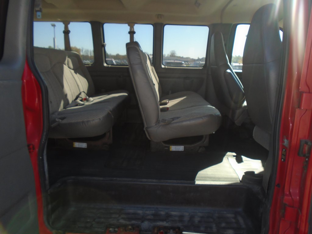 Photo 28 of this GMC SAVANA