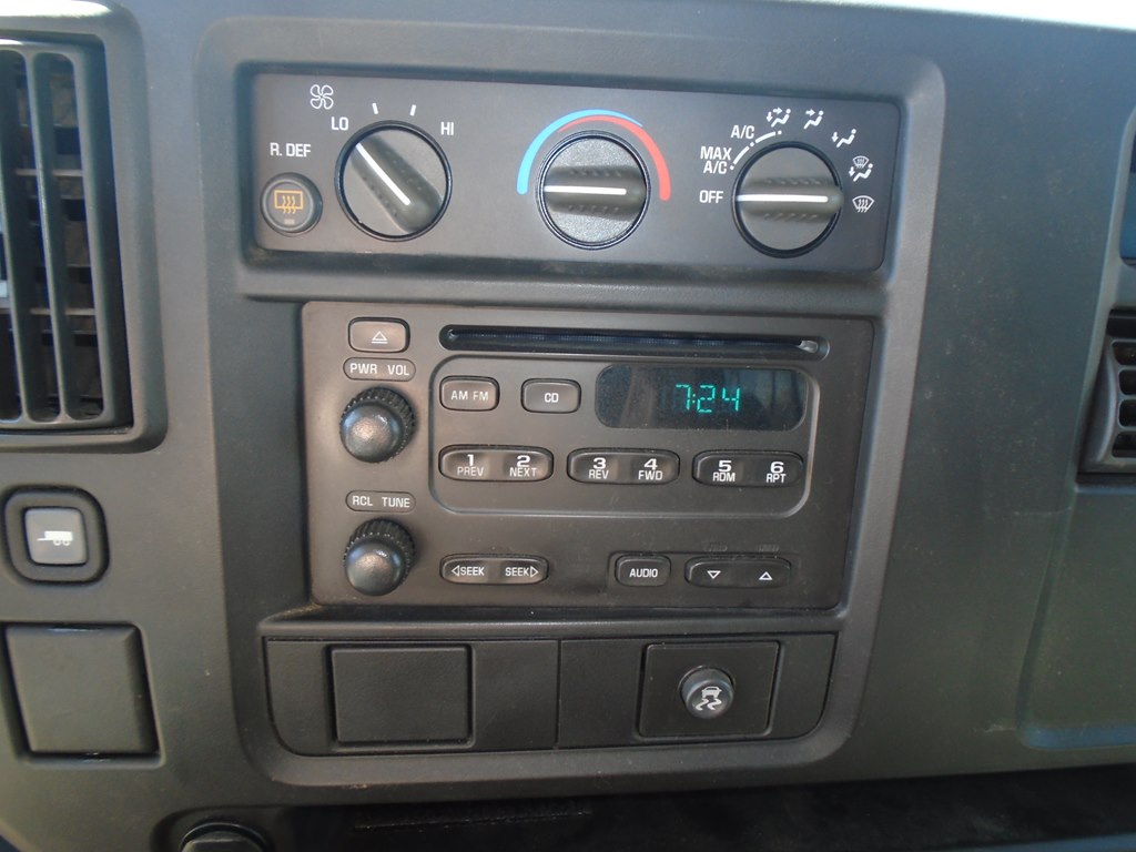 Photo 41 of this GMC SAVANA