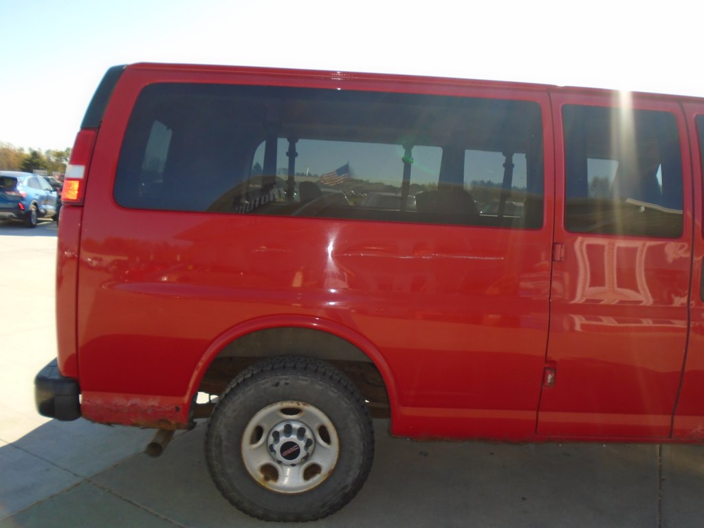 Photo 8 of this GMC SAVANA