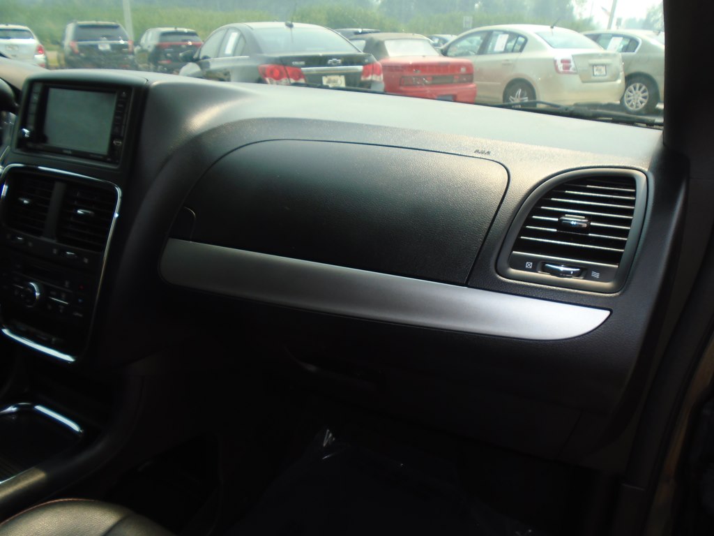Photo 31 of this DODGE GRAND CARAVAN