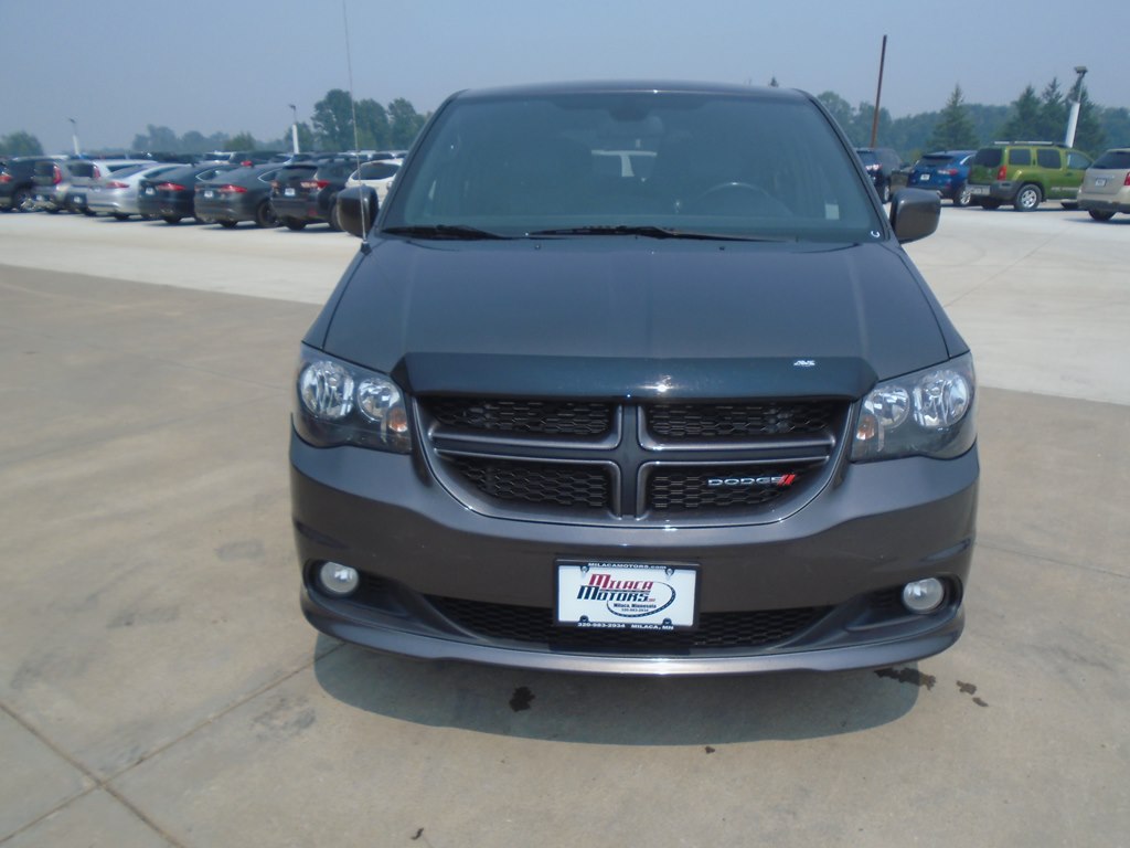 Photo 6 of this DODGE GRAND CARAVAN