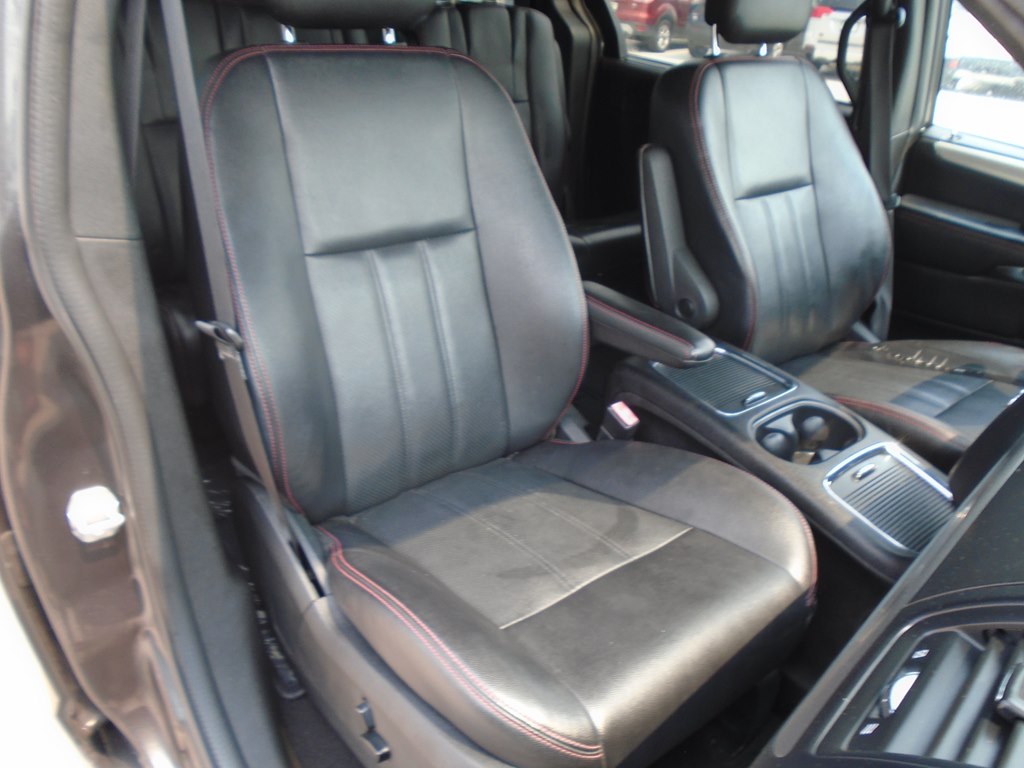 Photo 34 of this DODGE GRAND CARAVAN