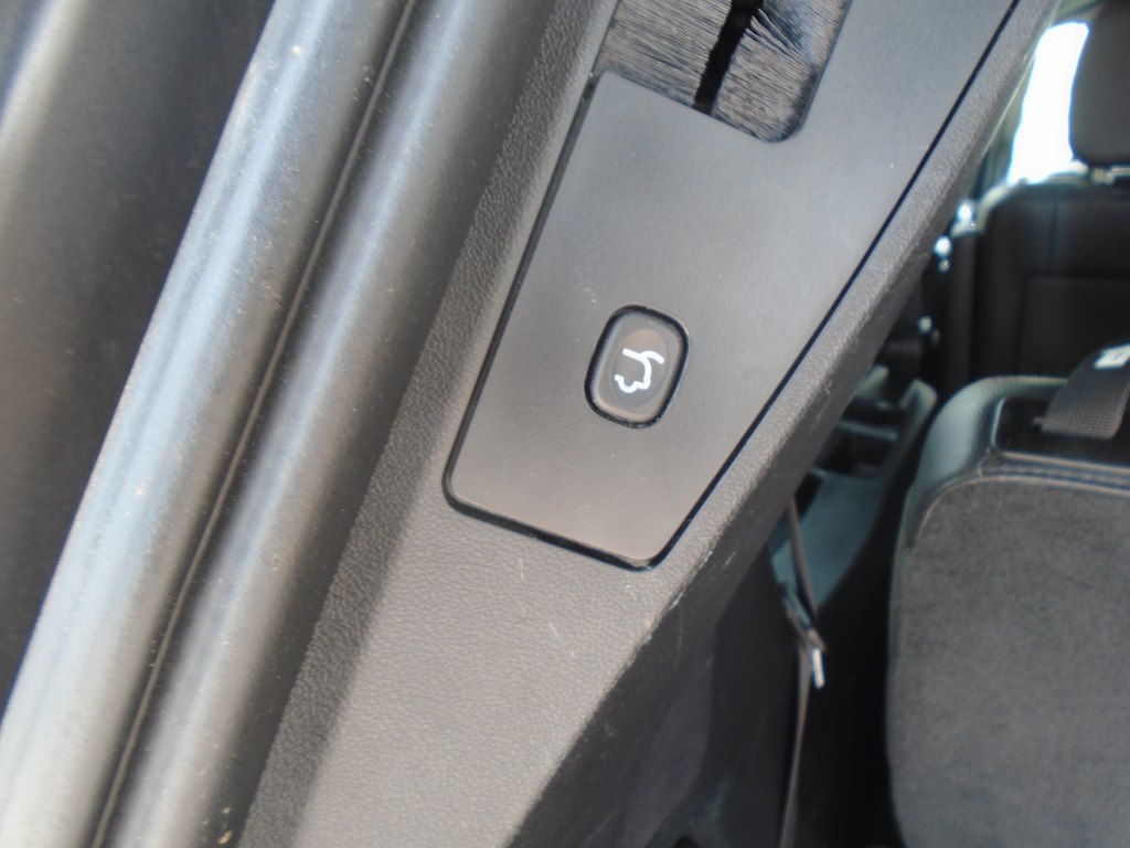 Photo 16 of this DODGE GRAND CARAVAN