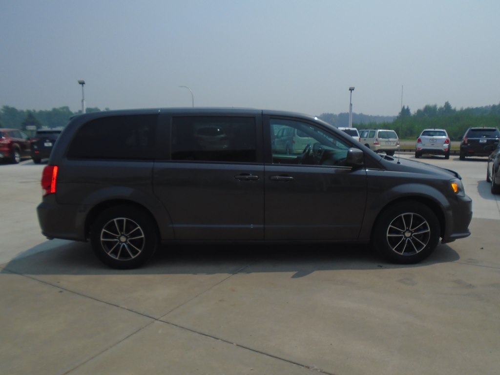 Photo 7 of this DODGE GRAND CARAVAN