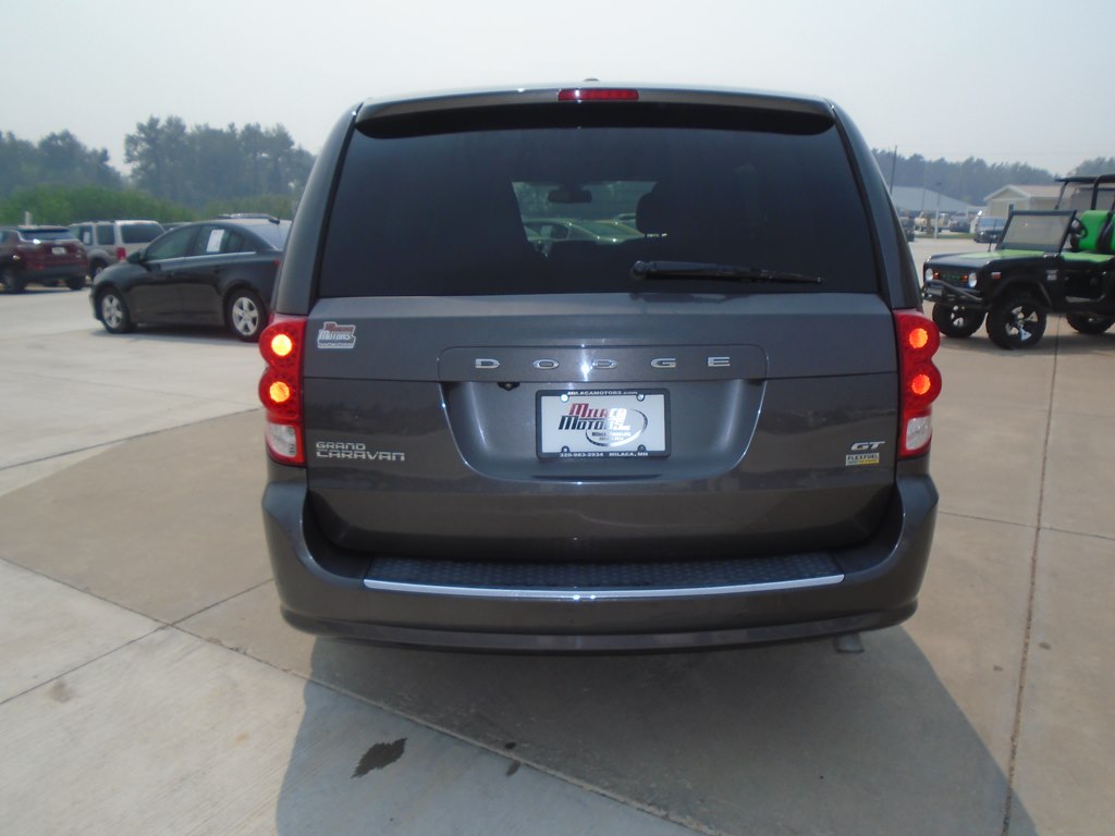 Photo 12 of this DODGE GRAND CARAVAN