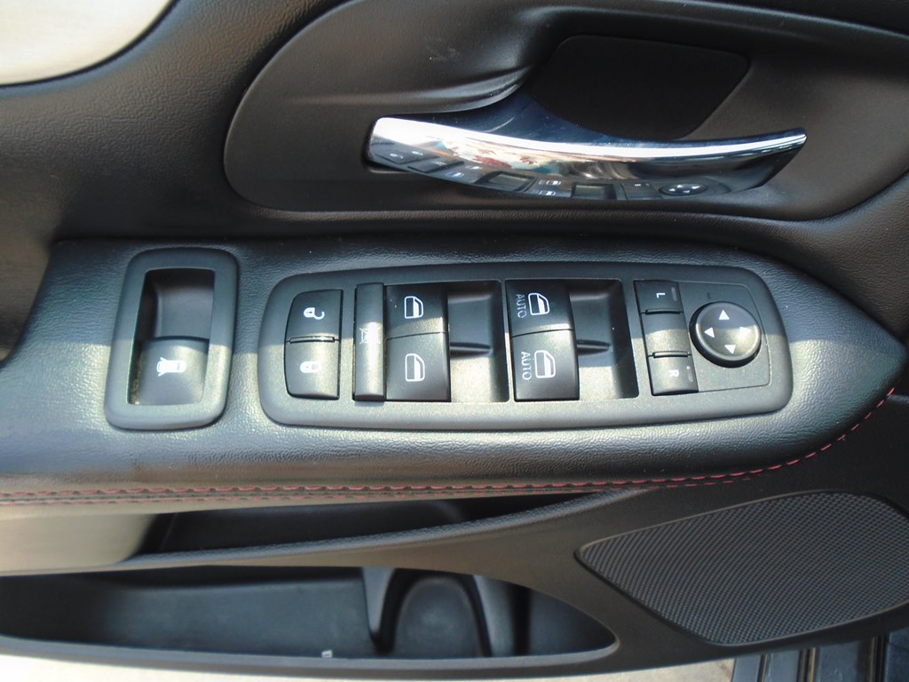 Photo 20 of this DODGE GRAND CARAVAN