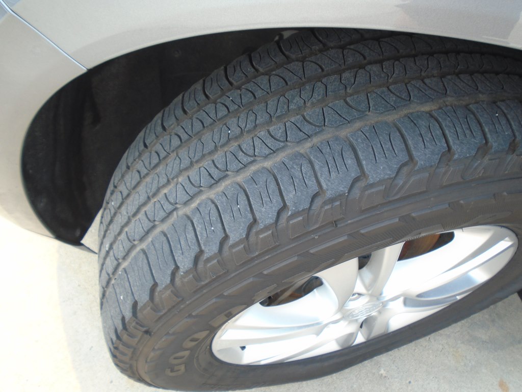 Photo 70 of this BUICK ENCLAVE