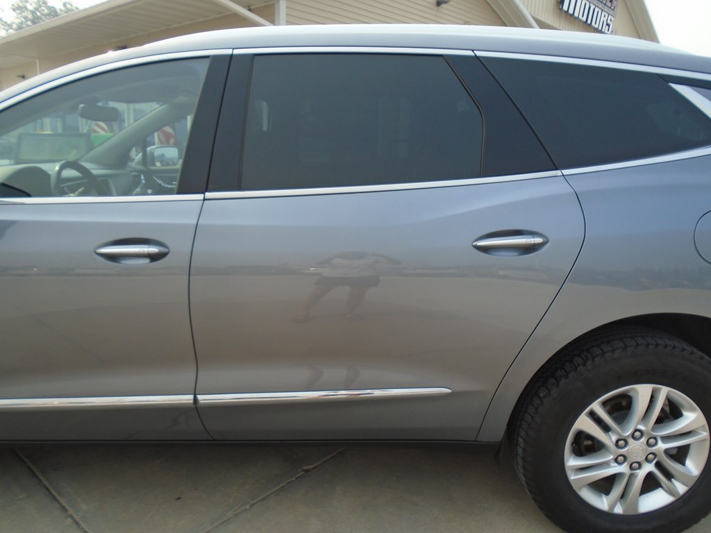 Photo 4 of this BUICK ENCLAVE