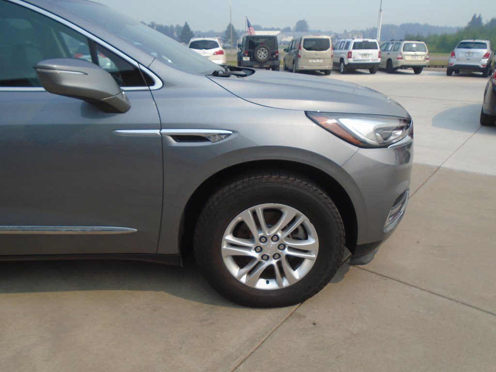 Photo 8 of this BUICK ENCLAVE