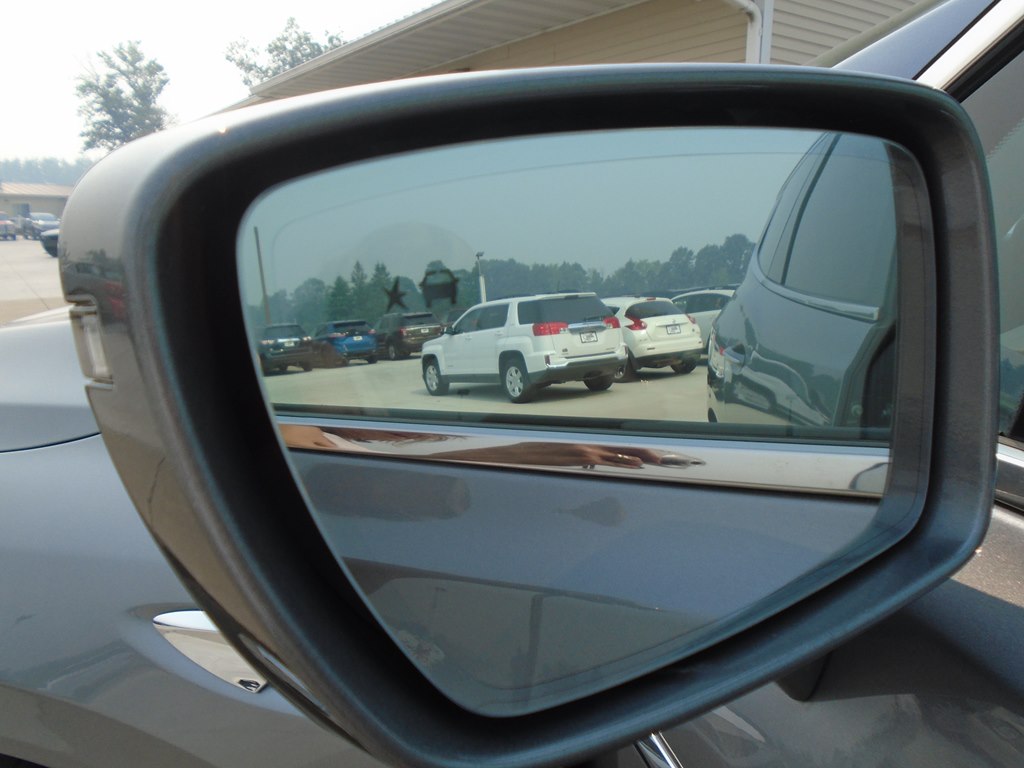 Photo 23 of this BUICK ENCLAVE