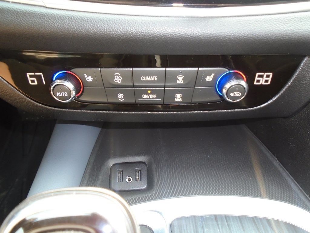 Photo 62 of this BUICK ENCLAVE