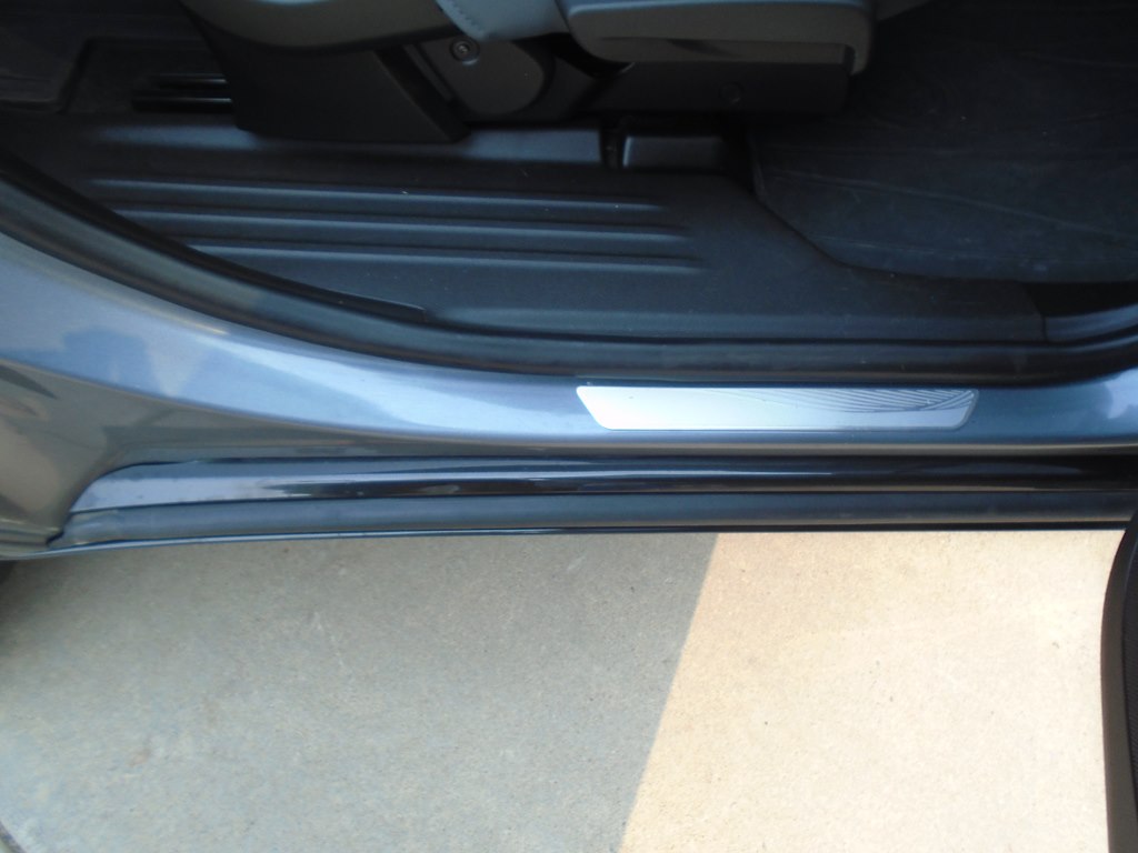 Photo 50 of this BUICK ENCLAVE