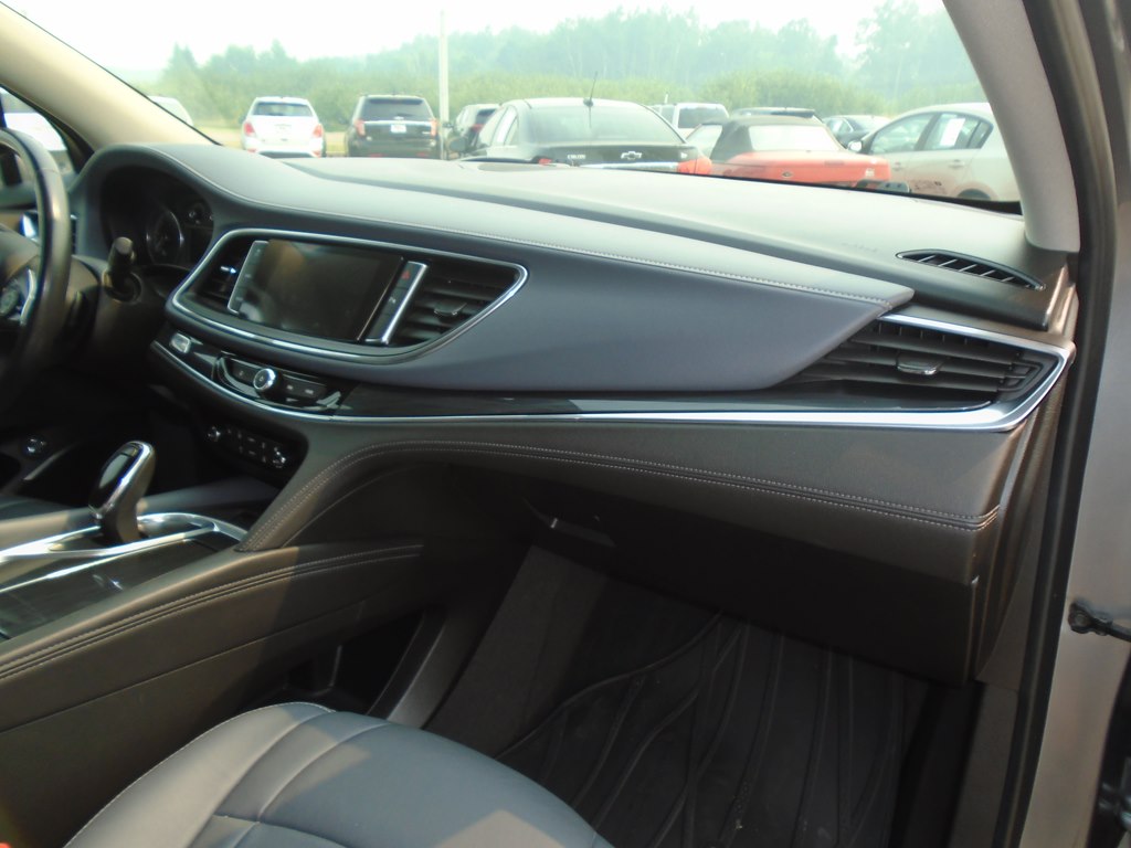 Photo 39 of this BUICK ENCLAVE
