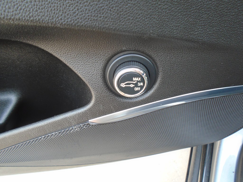 Photo 22 of this BUICK ENCLAVE
