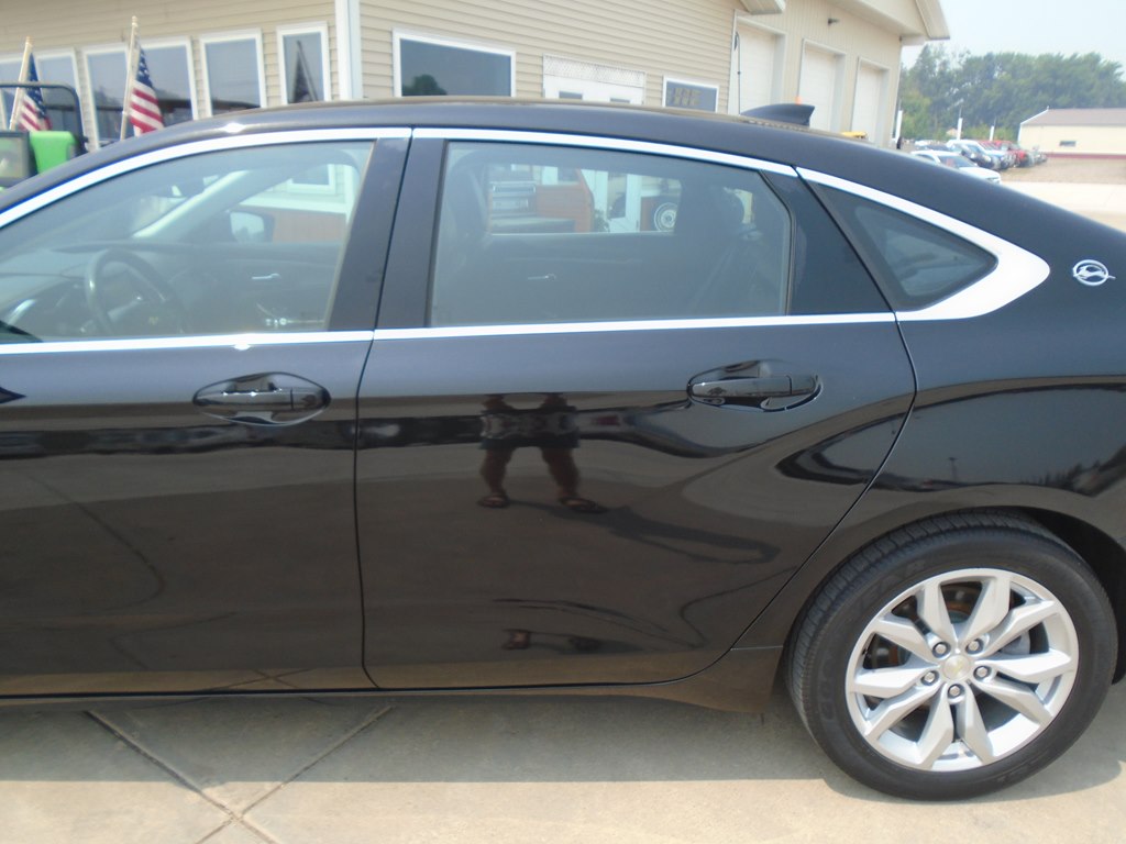 Photo 5 of this CHEVROLET IMPALA