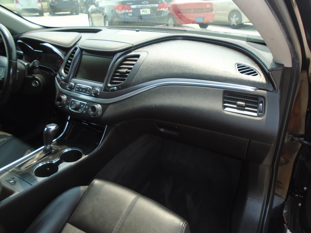 Photo 34 of this CHEVROLET IMPALA