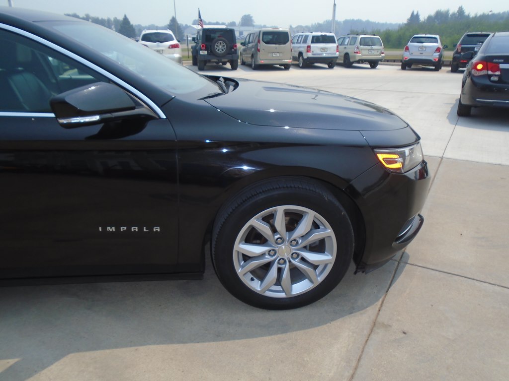 Photo 9 of this CHEVROLET IMPALA