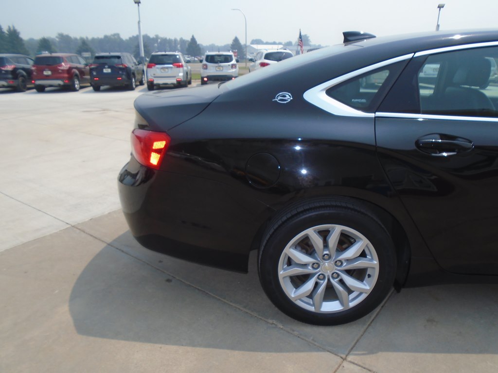 Photo 12 of this CHEVROLET IMPALA