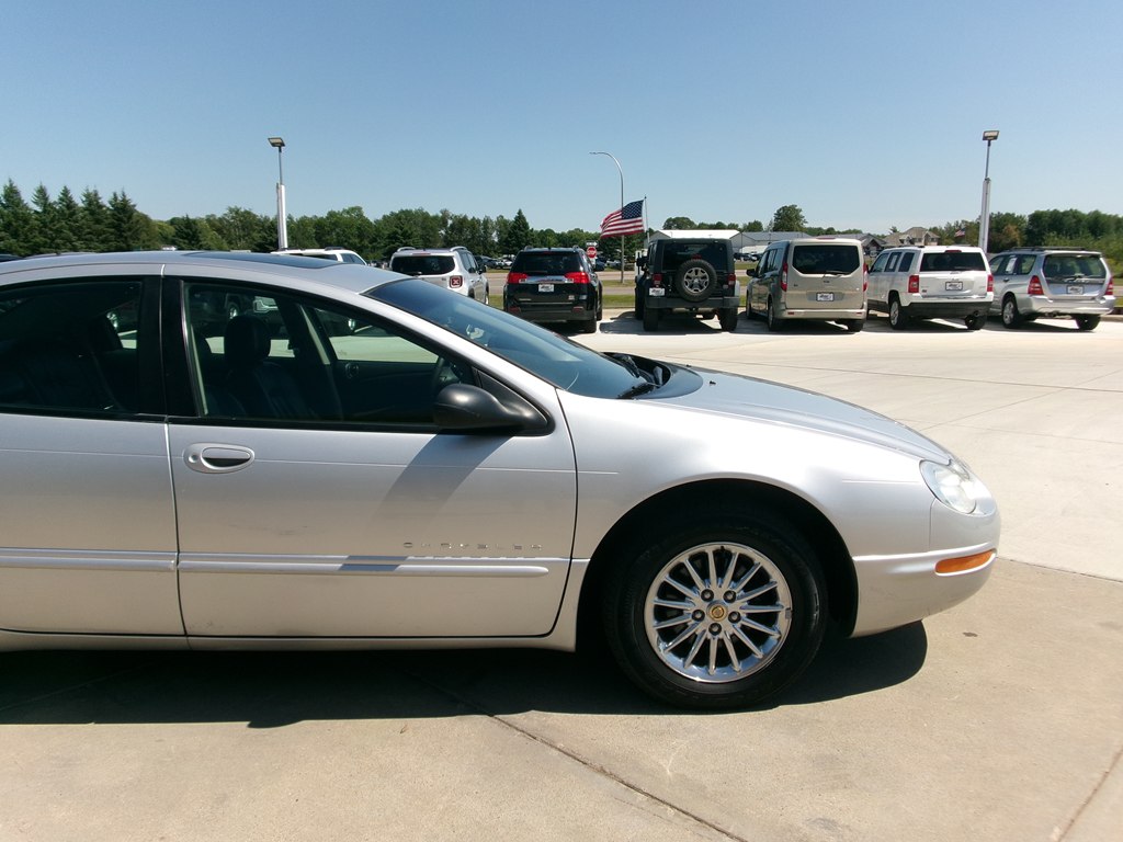 Photo 6 of this CHRYSLER CONCORDE