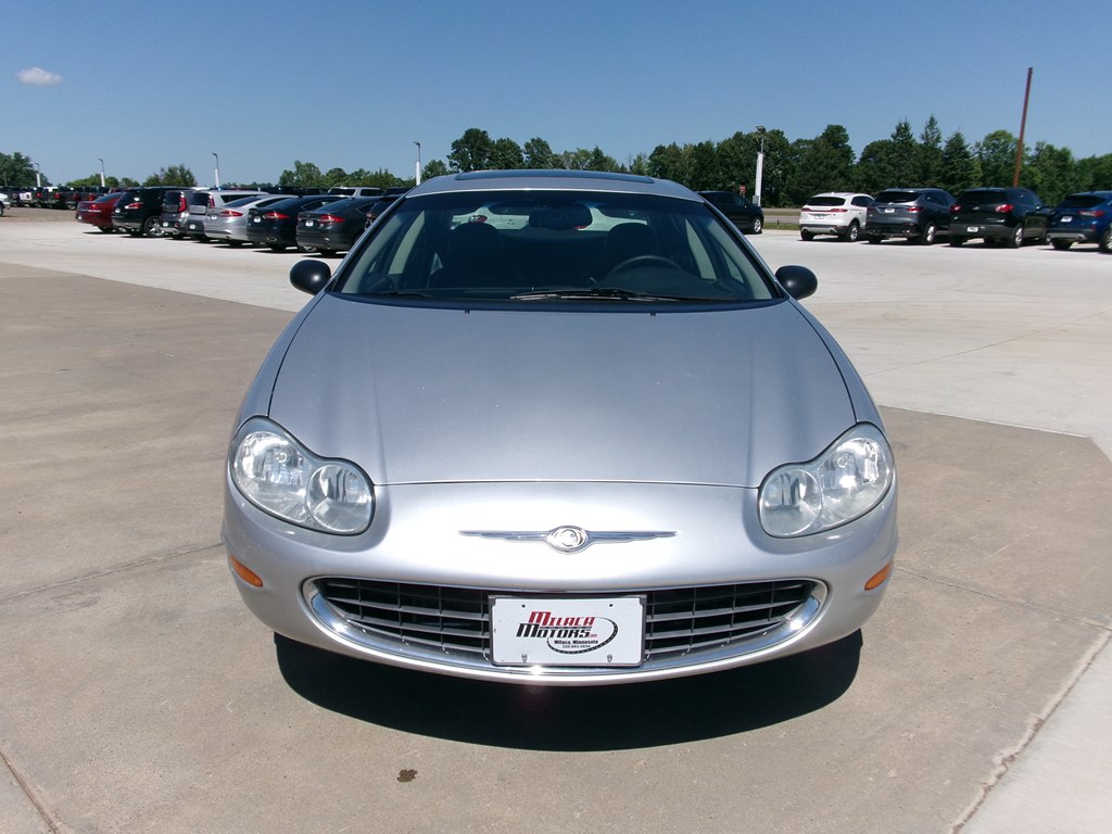 Photo 9 of this CHRYSLER CONCORDE