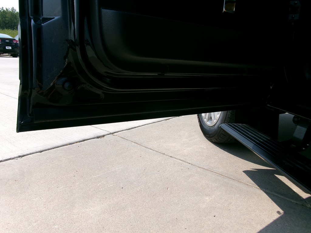 Photo 25 of this LINCOLN NAVIGATOR