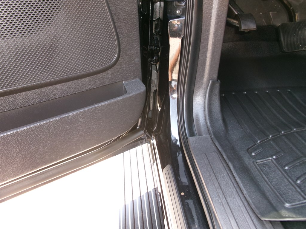 Photo 24 of this LINCOLN NAVIGATOR