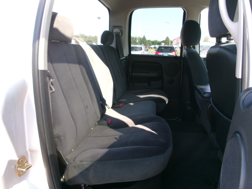 Photo 34 of this DODGE RAM 1500