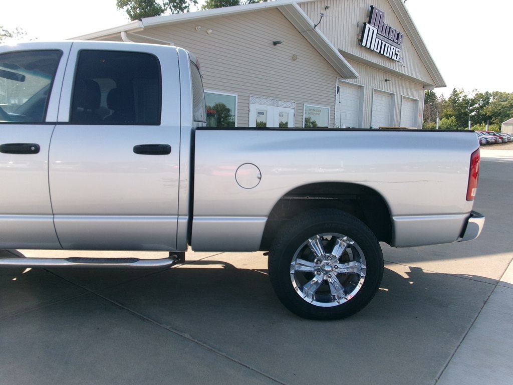 Photo 4 of this DODGE RAM 1500