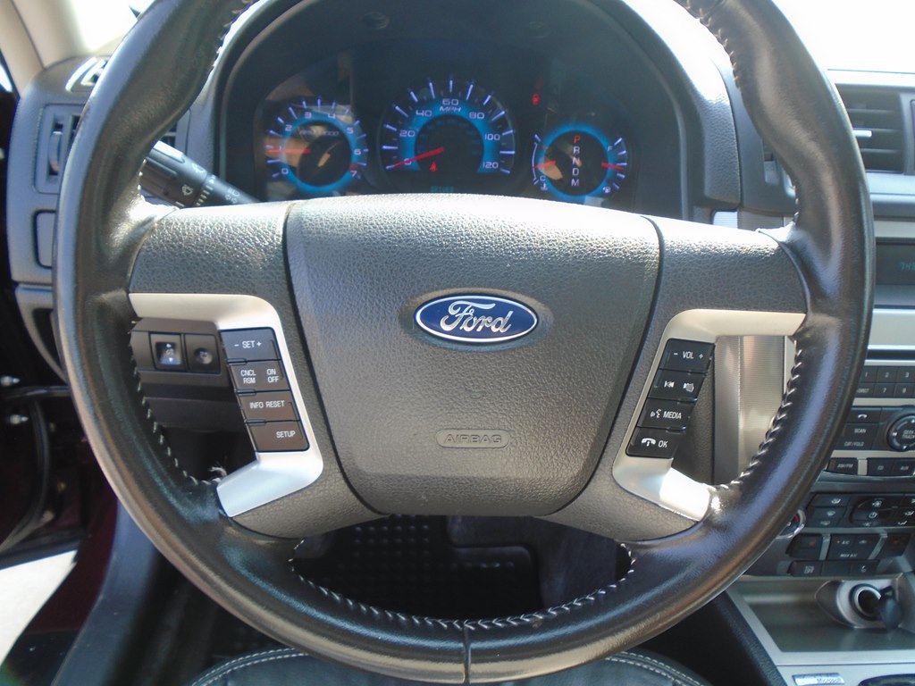 Photo 44 of this FORD FUSION