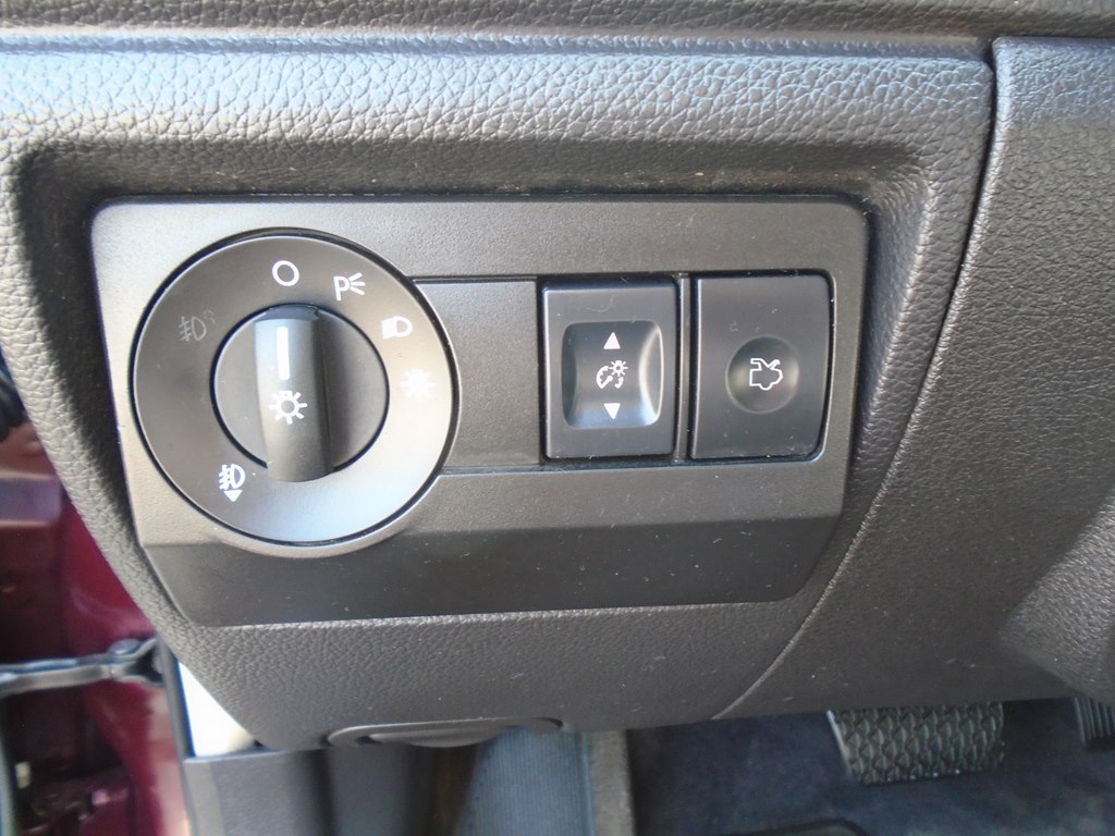 Photo 47 of this FORD FUSION
