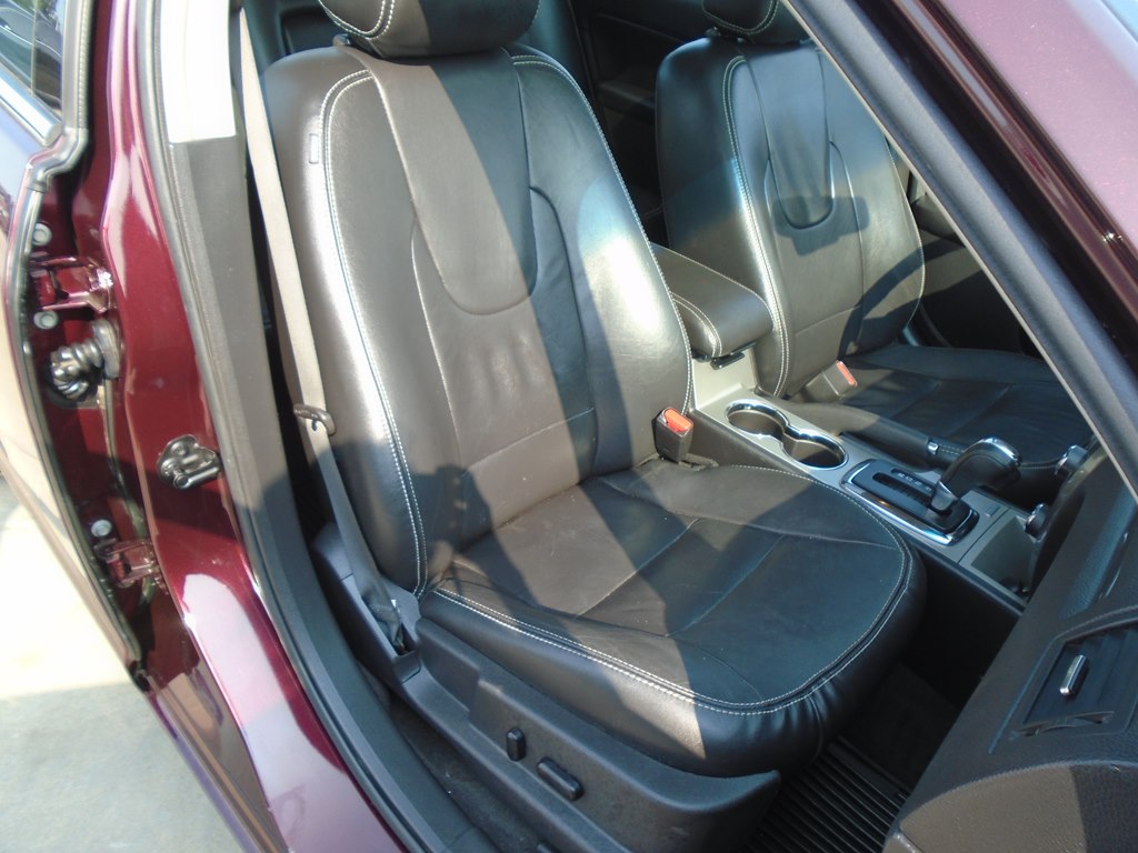 Photo 32 of this FORD FUSION
