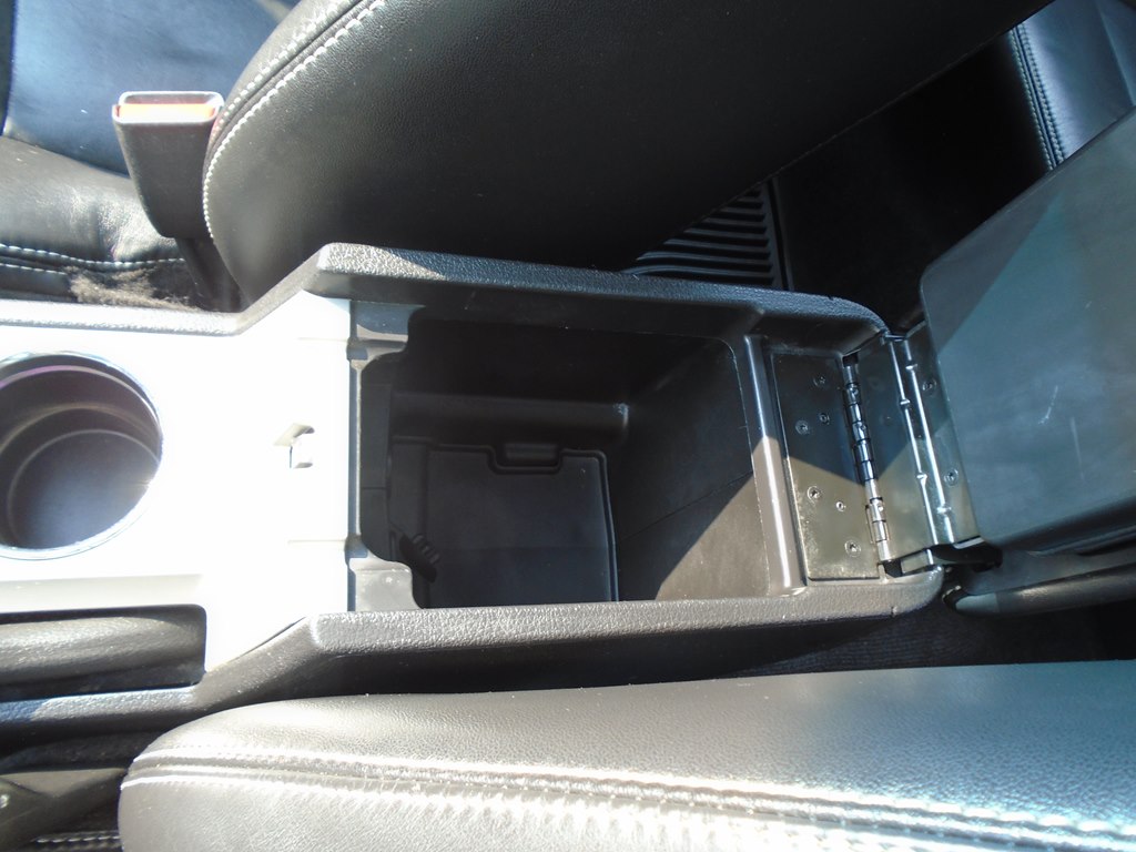Photo 57 of this FORD FUSION