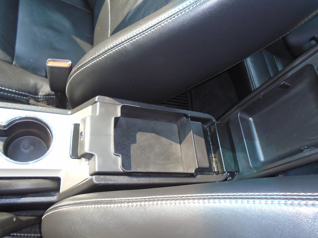 Photo 56 of this FORD FUSION