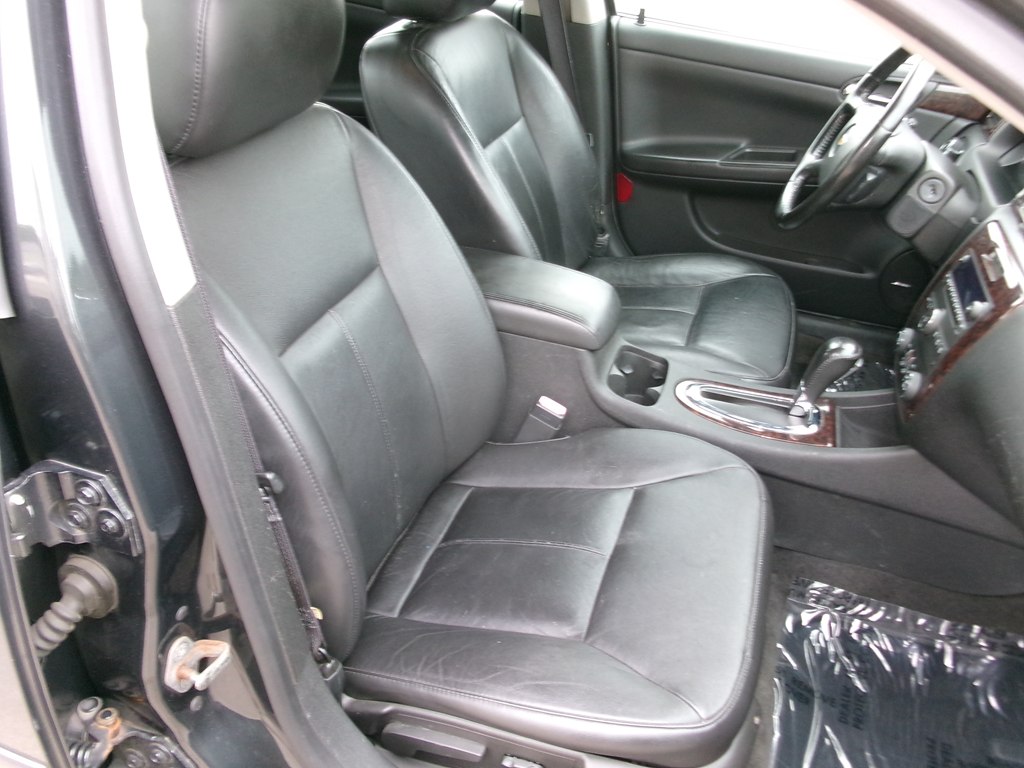 Photo 26 of this CHEVROLET IMPALA LIMITED