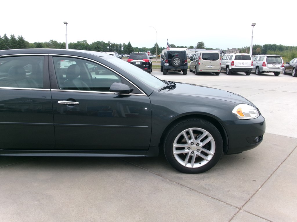 Photo 6 of this CHEVROLET IMPALA LIMITED