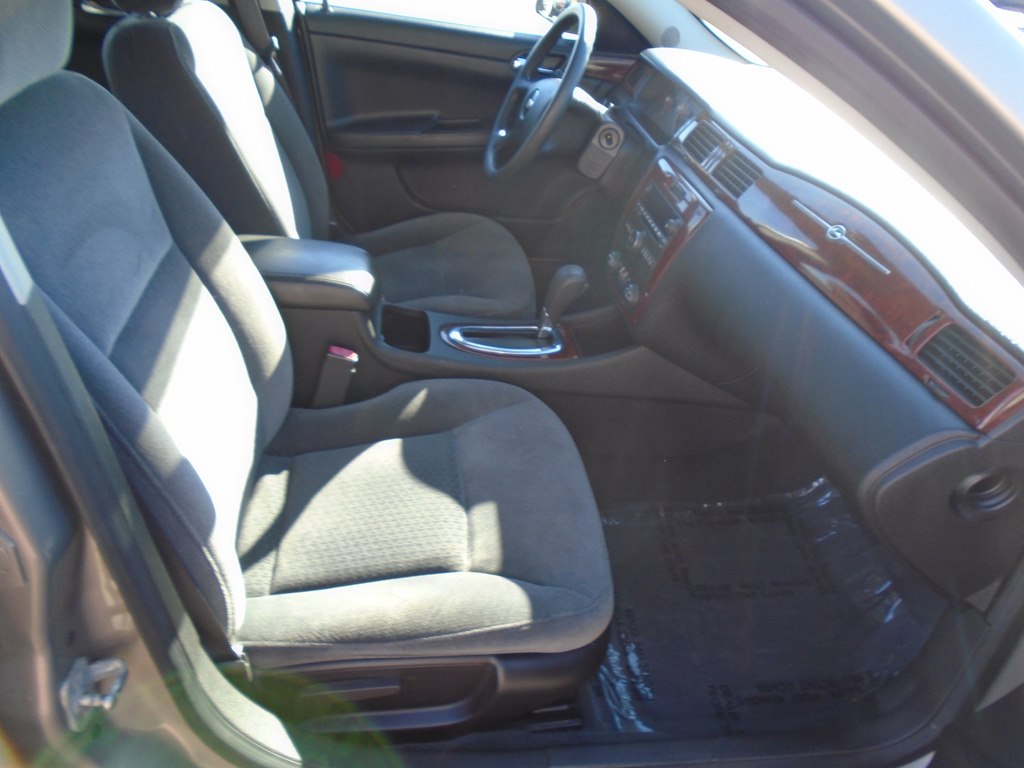 Photo 29 of this CHEVROLET IMPALA