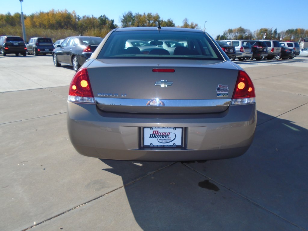 Photo 12 of this CHEVROLET IMPALA