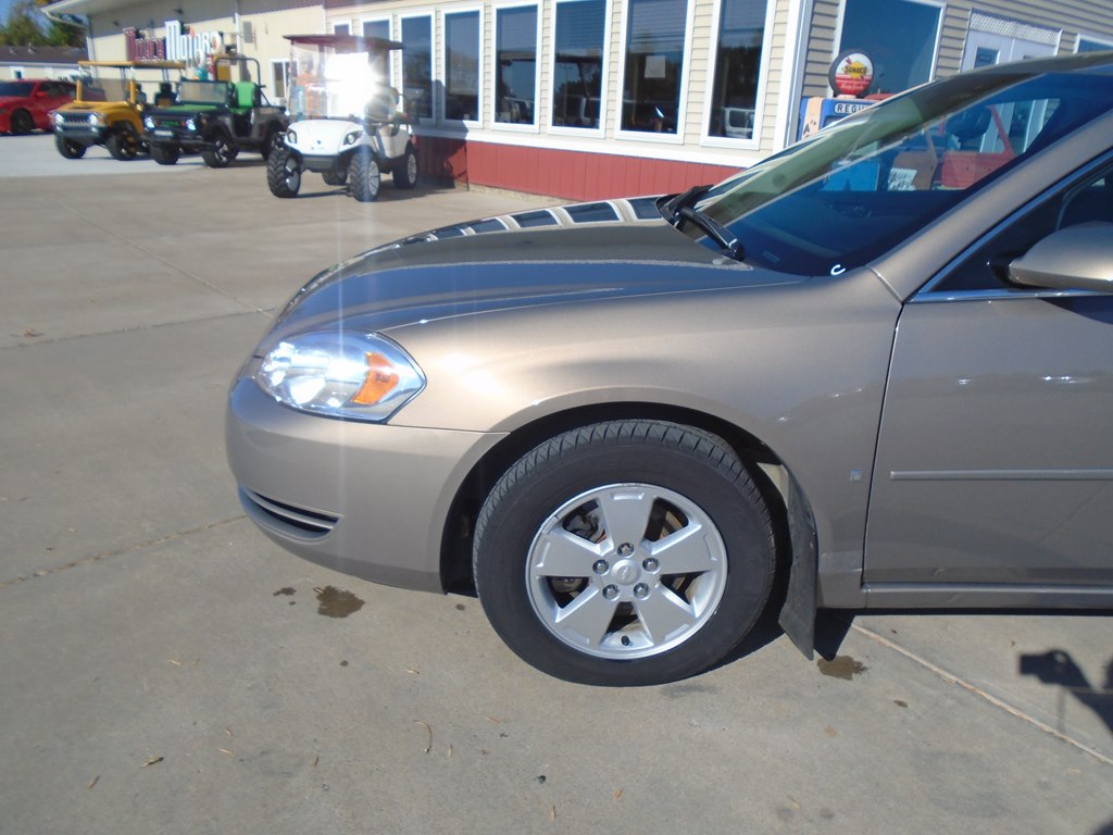 Photo 2 of this CHEVROLET IMPALA