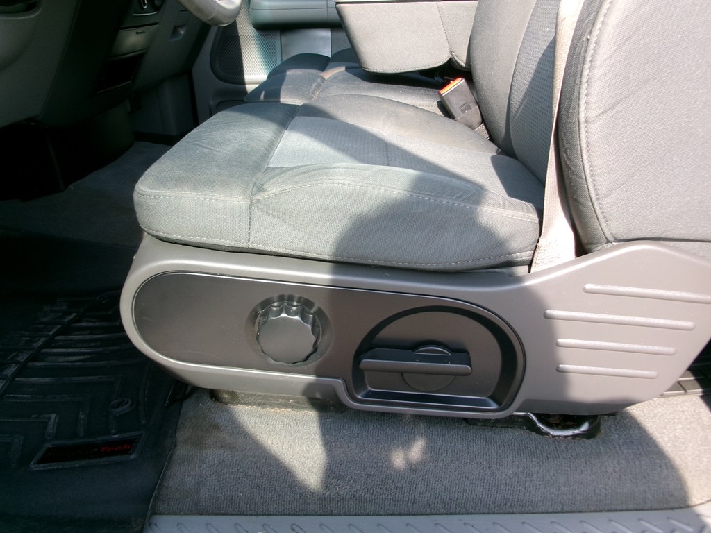 Photo 14 of this FORD F150