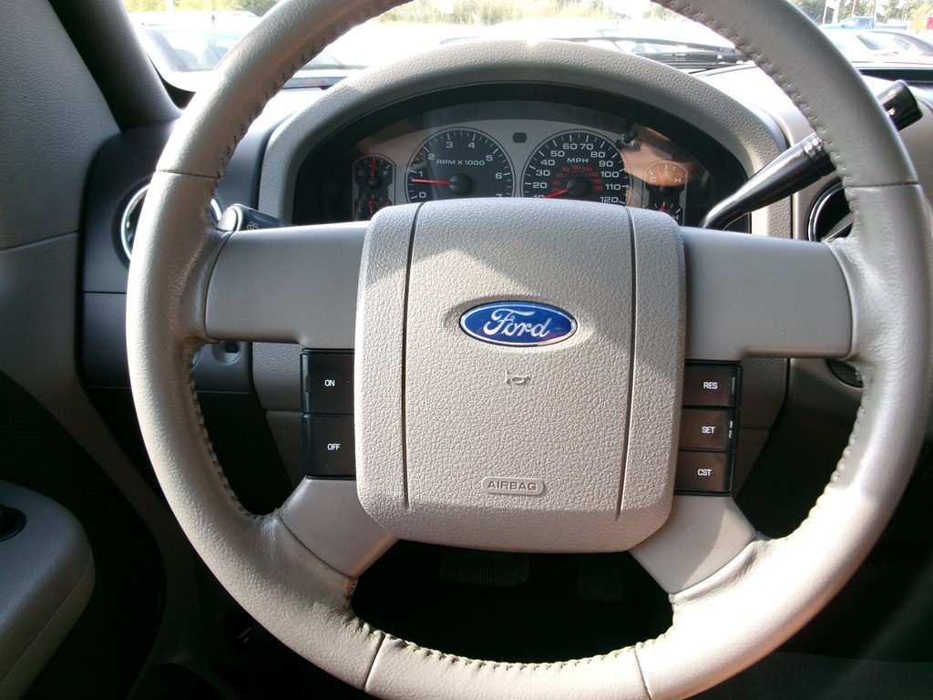 Photo 40 of this FORD F150