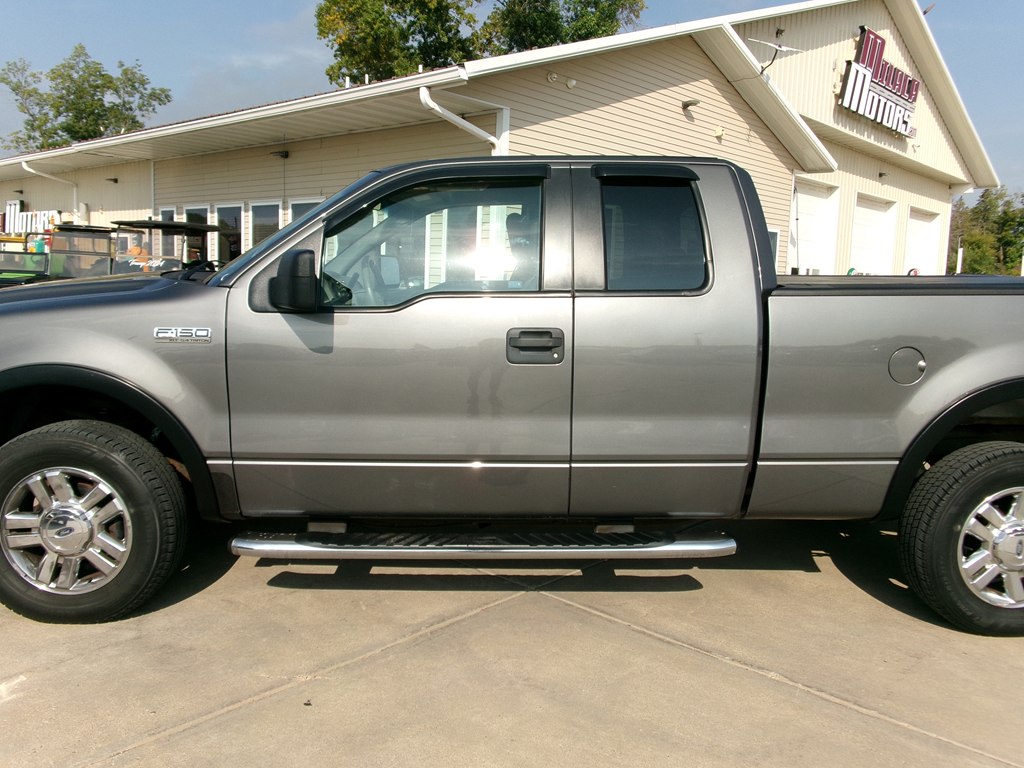 Photo 3 of this FORD F150