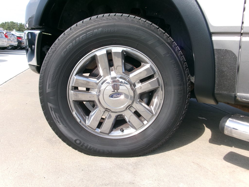 Photo 52 of this FORD F150
