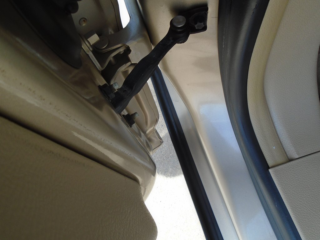 Photo 28 of this BUICK LUCERNE