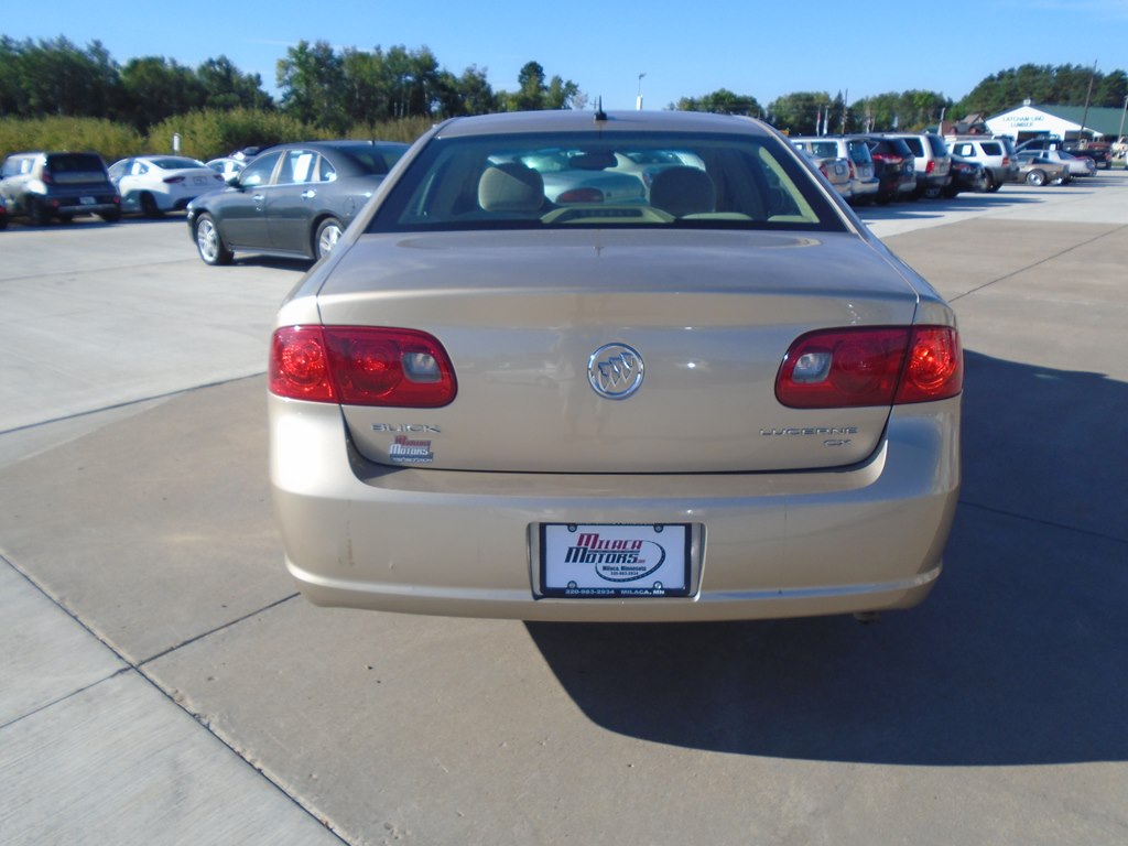 Photo 13 of this BUICK LUCERNE