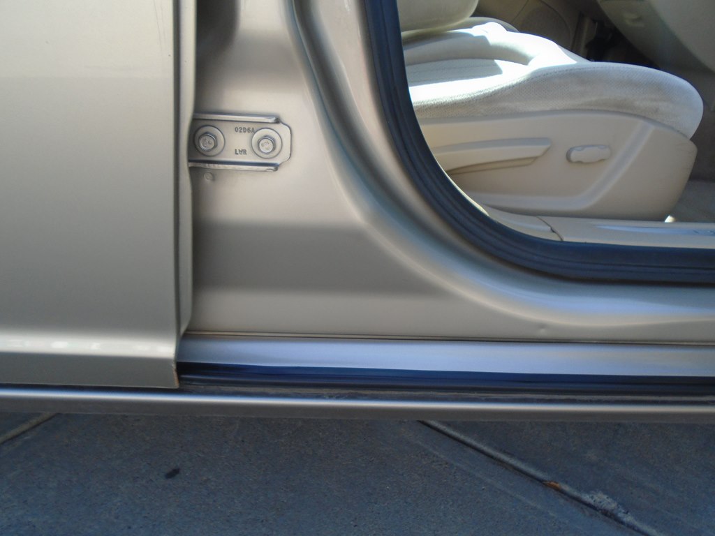 Photo 39 of this BUICK LUCERNE
