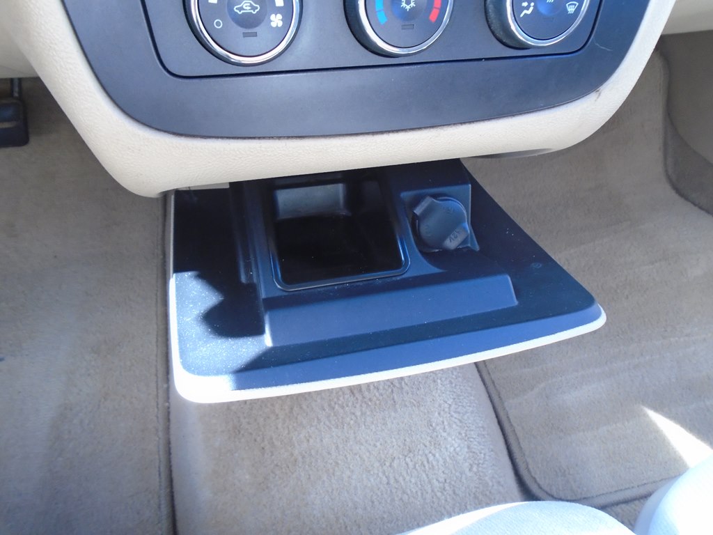 Photo 54 of this BUICK LUCERNE