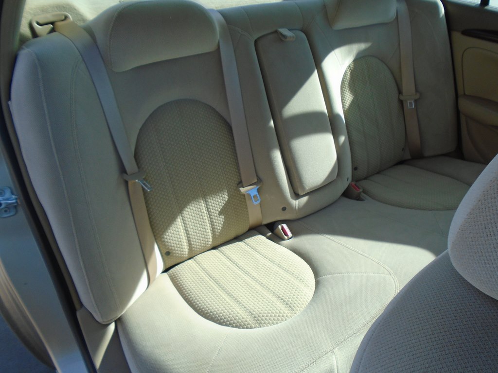 Photo 43 of this BUICK LUCERNE
