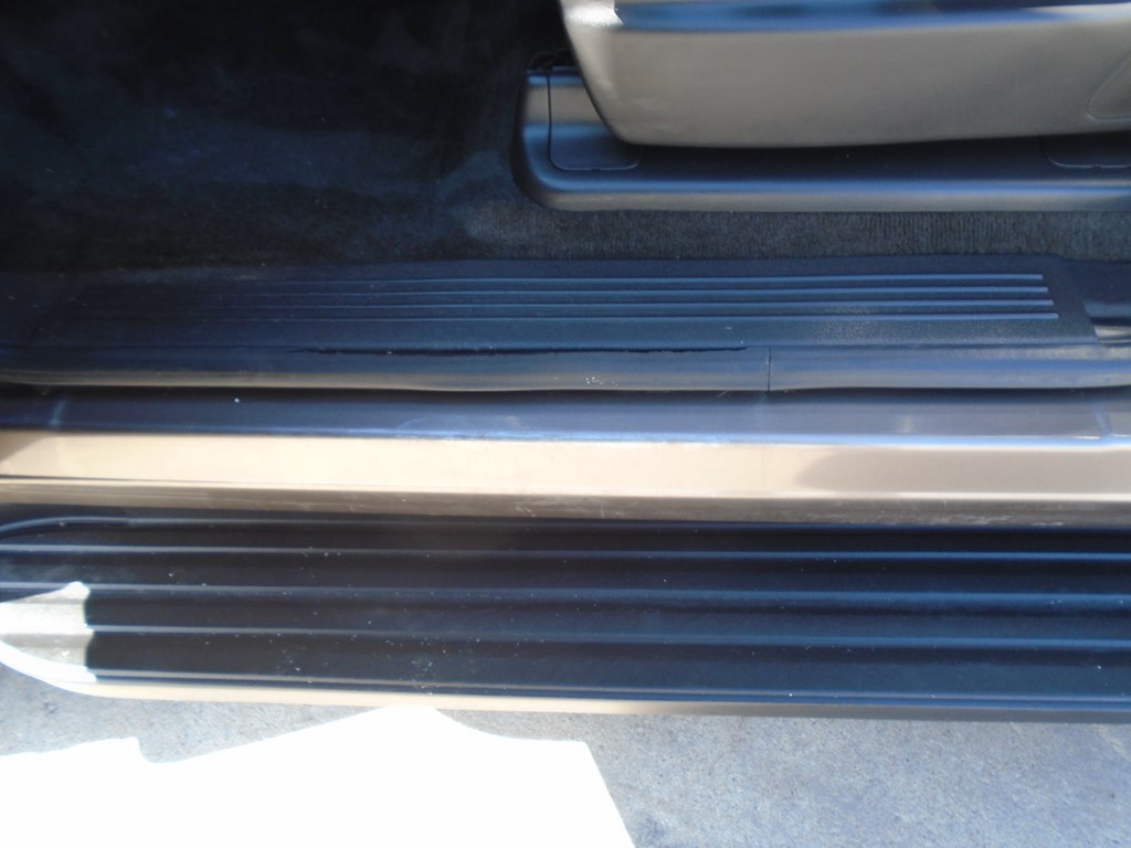 Photo 22 of this CHEVROLET SUBURBAN