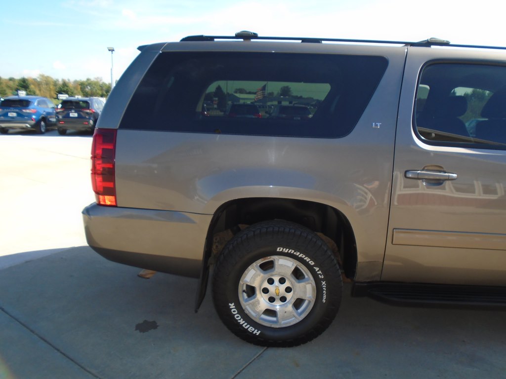 Photo 11 of this CHEVROLET SUBURBAN